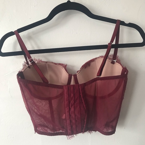 *SOLD* Victoria’s Secret Lace Bustier - Picture 7 of 8